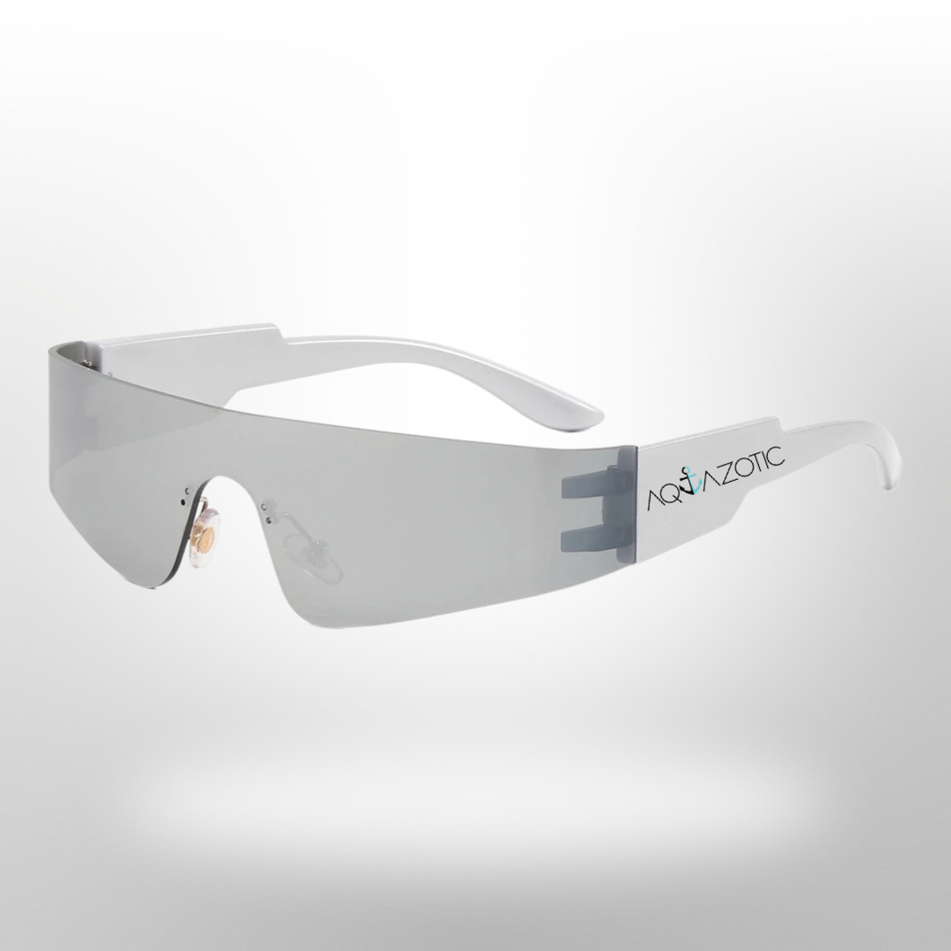 IA white sunglasses
