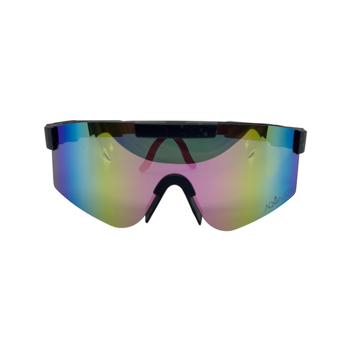 Polarized black